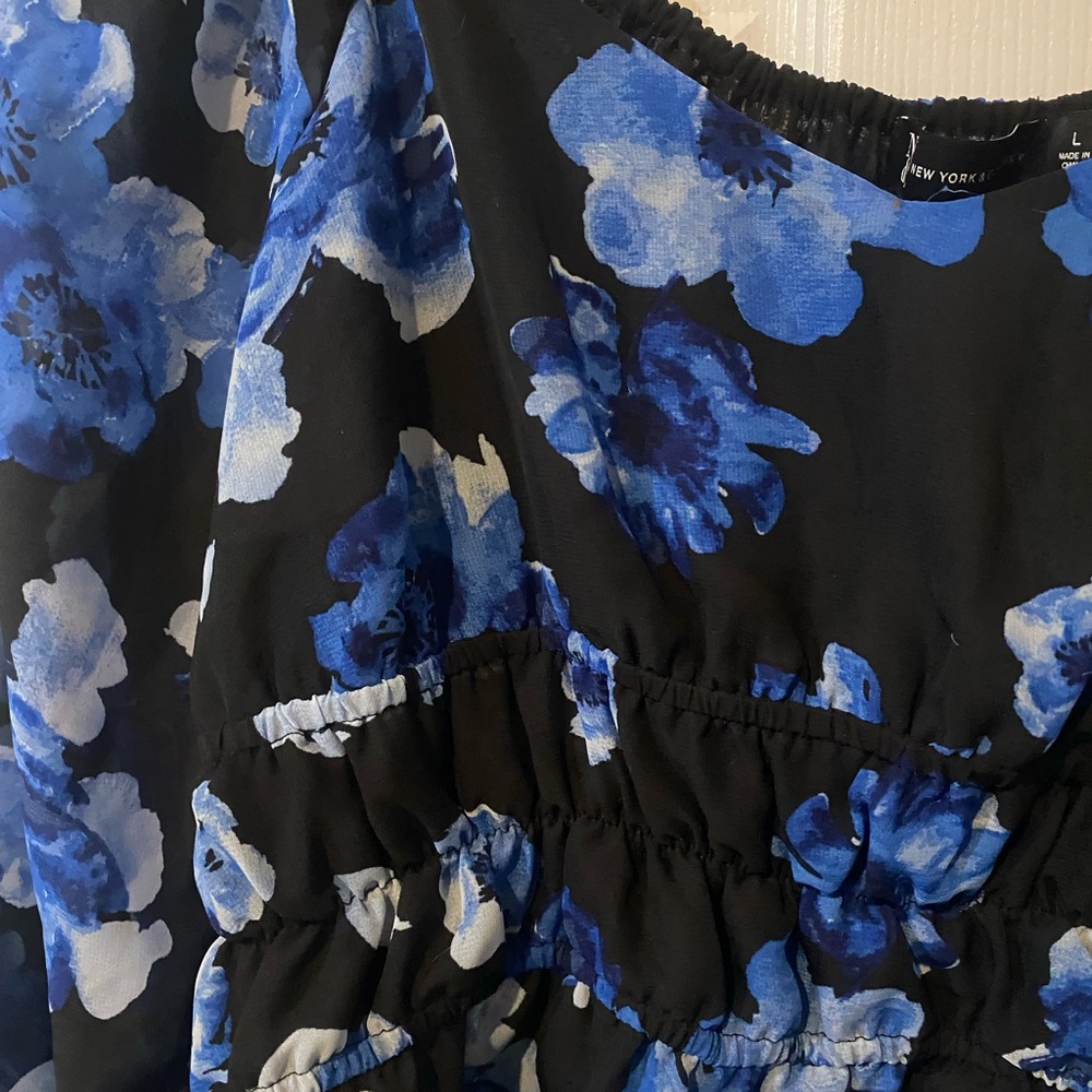 NWT floral long sleeve top - Picture 2 of 4